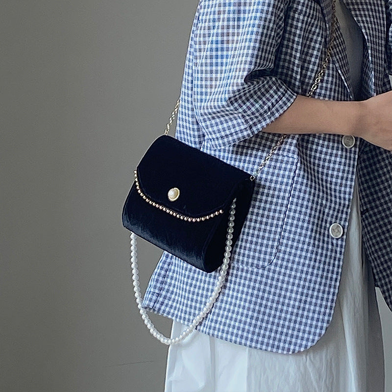 Retro Pearl/Chain Evening Bag