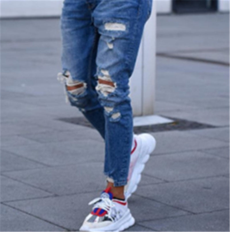 Men's Distressed Fitted Jeans
