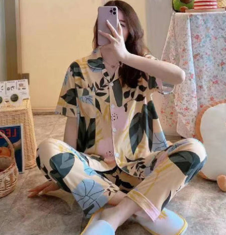 Women's Short-sleeved Silk Pajamas