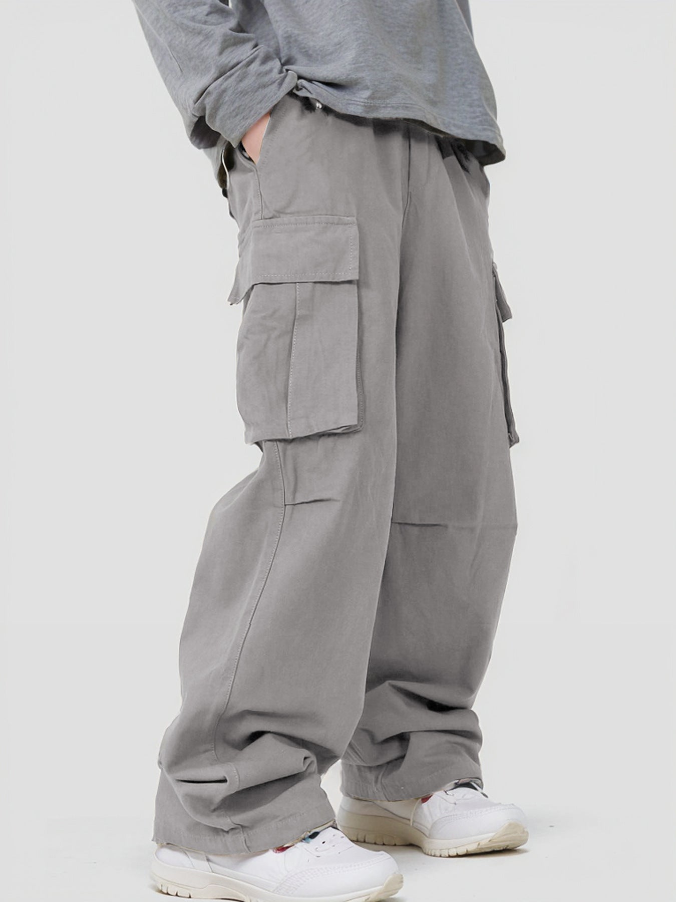 Men's Loose Fitting Cargo Pants