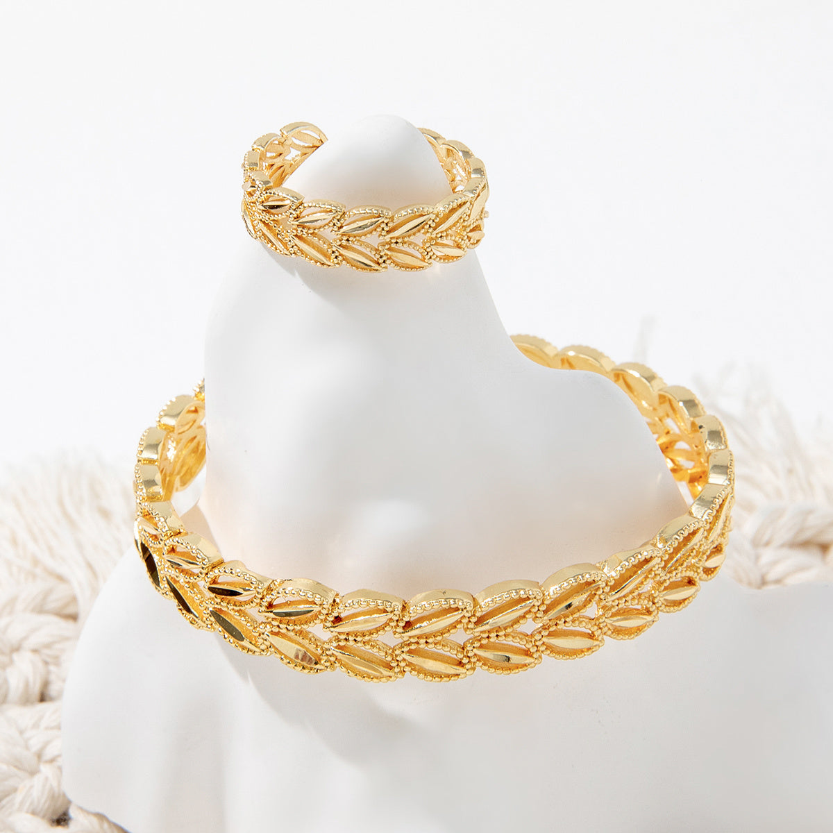 2Pcs 18k Gold Plated Wheat Ear Bracelet Set