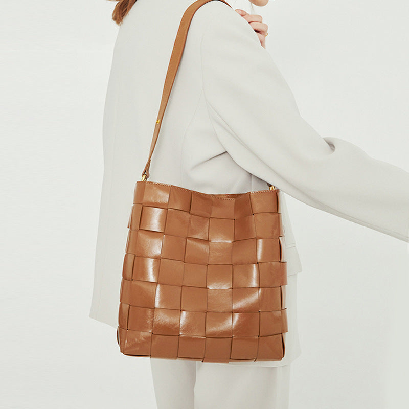 Women's Woven Bucket Bag
