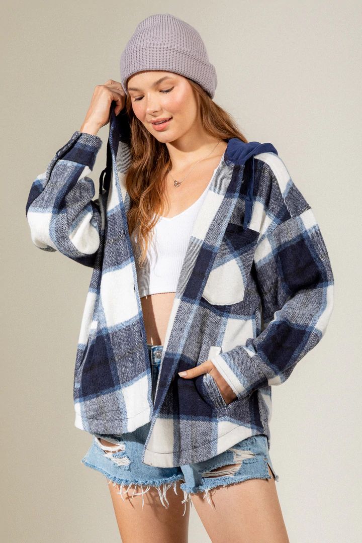 Women's Hooded / Woolen Plaid Shirt