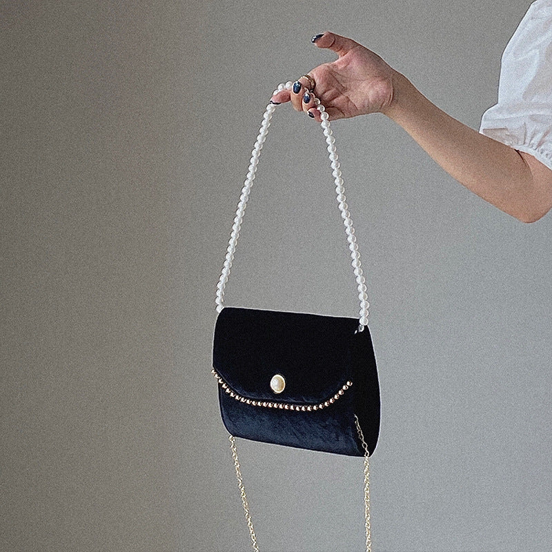 Retro Pearl/Chain Evening Bag