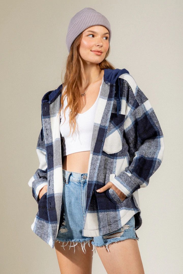 Women's Hooded / Woolen Plaid Shirt