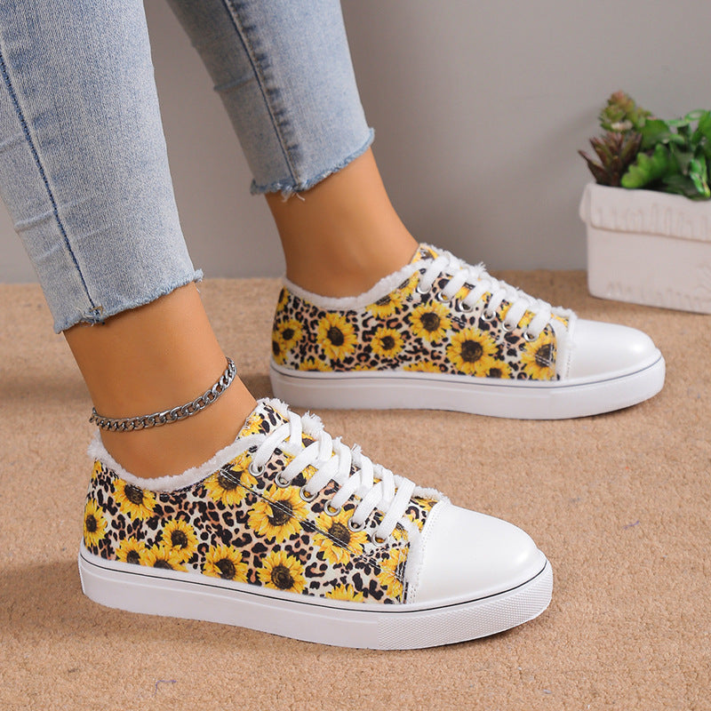 Versatile Flat Bottomed Canvas Sneakers