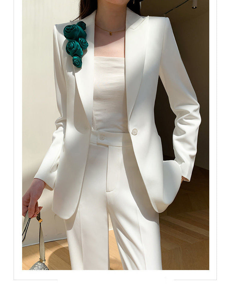 The White Approach Suit