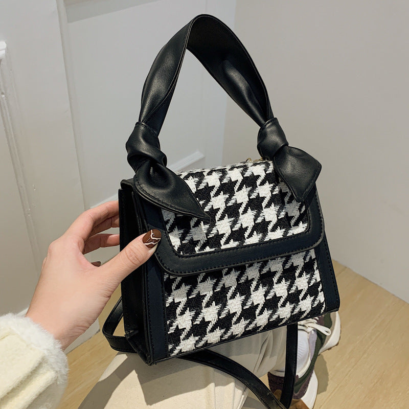 Street Trend Shoulder Bag