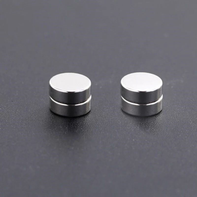 Crystal Magnetic Ear Clip For Men