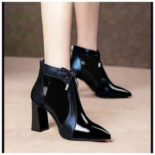 Women's Zippered Boots