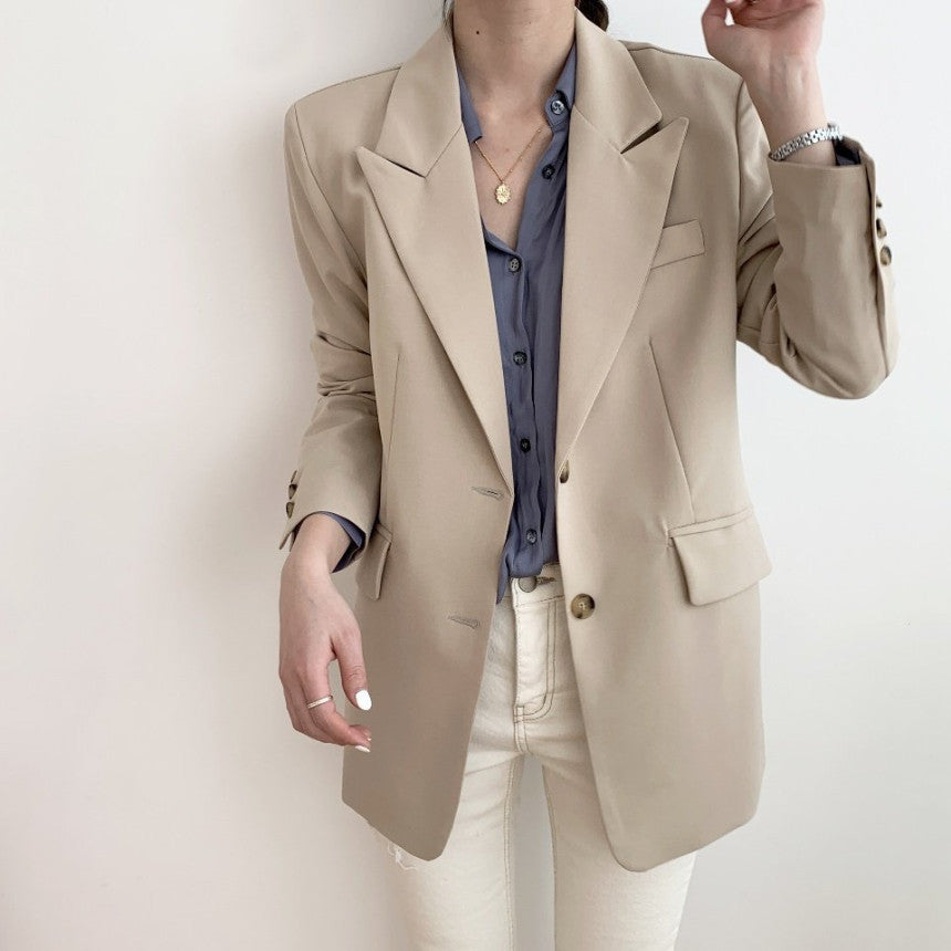 Short Belted French Suit