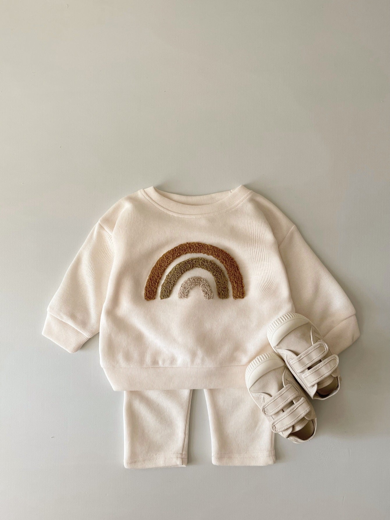 Newborn Alphabet Embroidery 2Pcs
