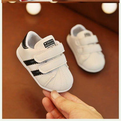 Newborn's Sneakers