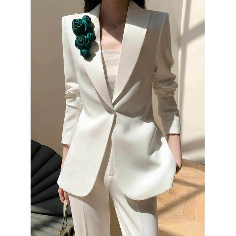 The White Approach Suit