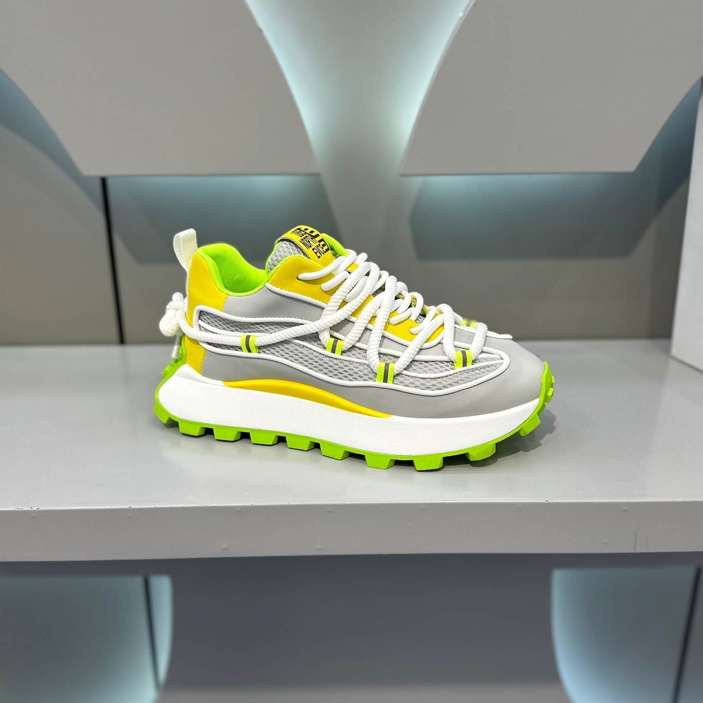 Comfortable  Bottom Board Shoes