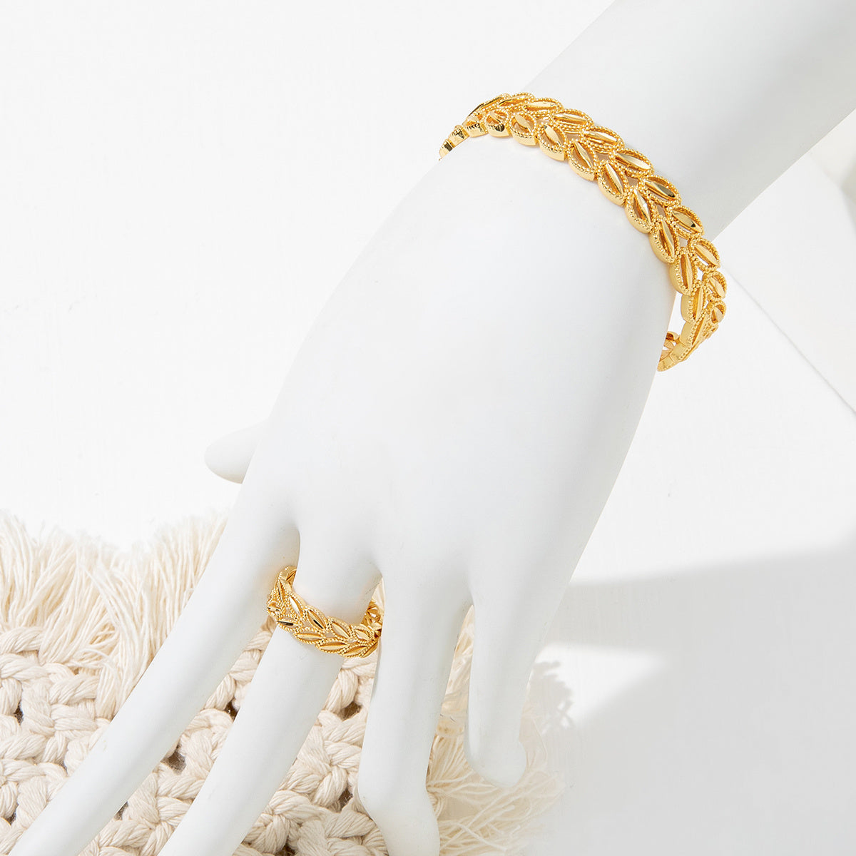 2Pcs 18k Gold Plated Wheat Ear Bracelet Set