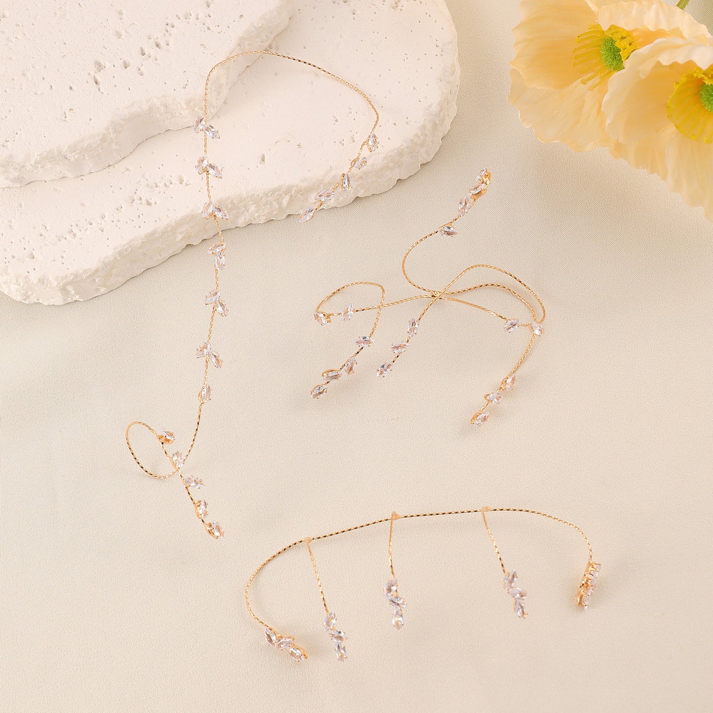 Zircon Leaves Finger Chain