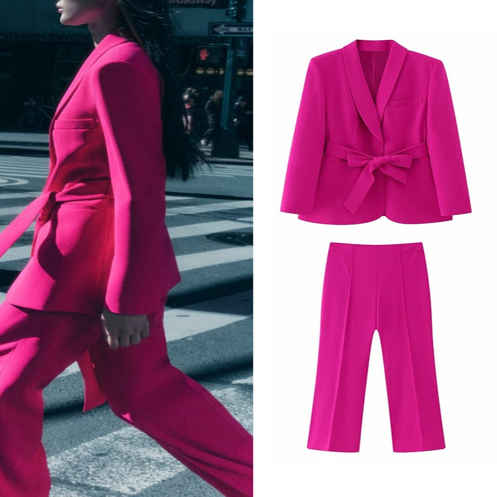 Women's Belted Pants Suit