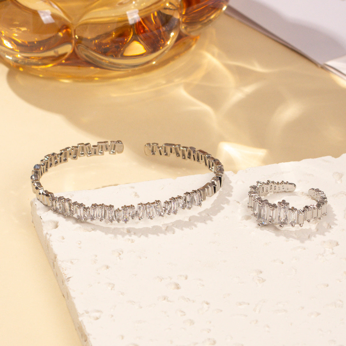 2pcs Women's Cubic Zirconia Decorative Wristband