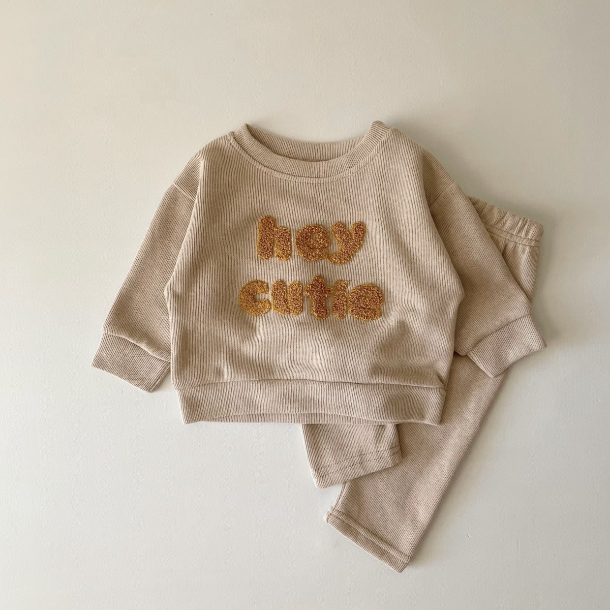 Newborn Alphabet Embroidery 2Pcs