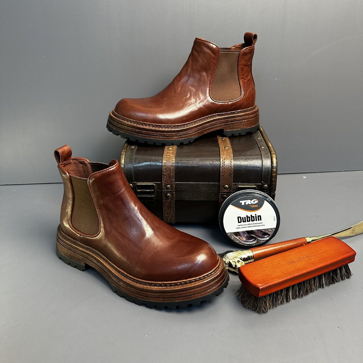 Men's Genuine Leather Retro Martin Boots