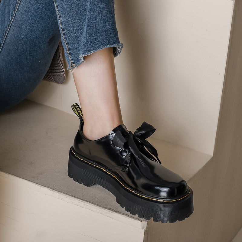 Women's Thick Soled Mod Shoes