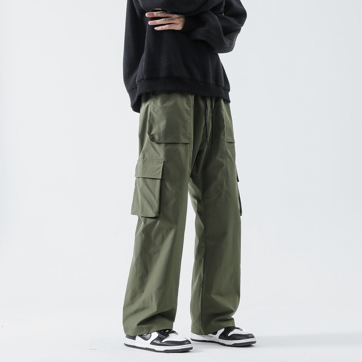 Men's Loose Fitting Cargo Pants