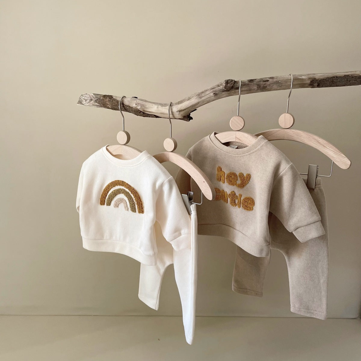 Newborn Alphabet Embroidery 2Pcs