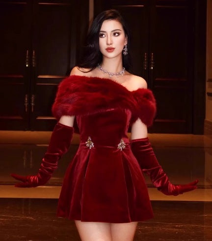 Women's Off-the-shoulder Plush Dress